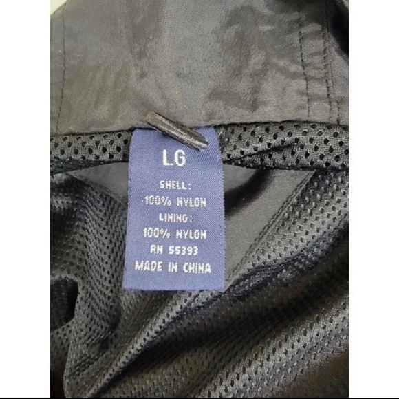 NWT Vantage Apparel Hooded Windbreaker Packable Pullover Jacket Men's Size Large - Picture 3 of 4